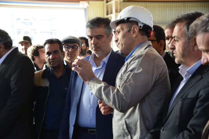 بازدید استاندار مرکزی از پروژه کارخانه کربن صنعت امیر کبیر