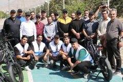 رکاب‌زنی شهردار منطقه ۵ و مدیران شهری در مسیر «سرزندگی»/ بهره‌برداری از مسیر ۲۶ کیلومتری حمل‌ونقل پاک